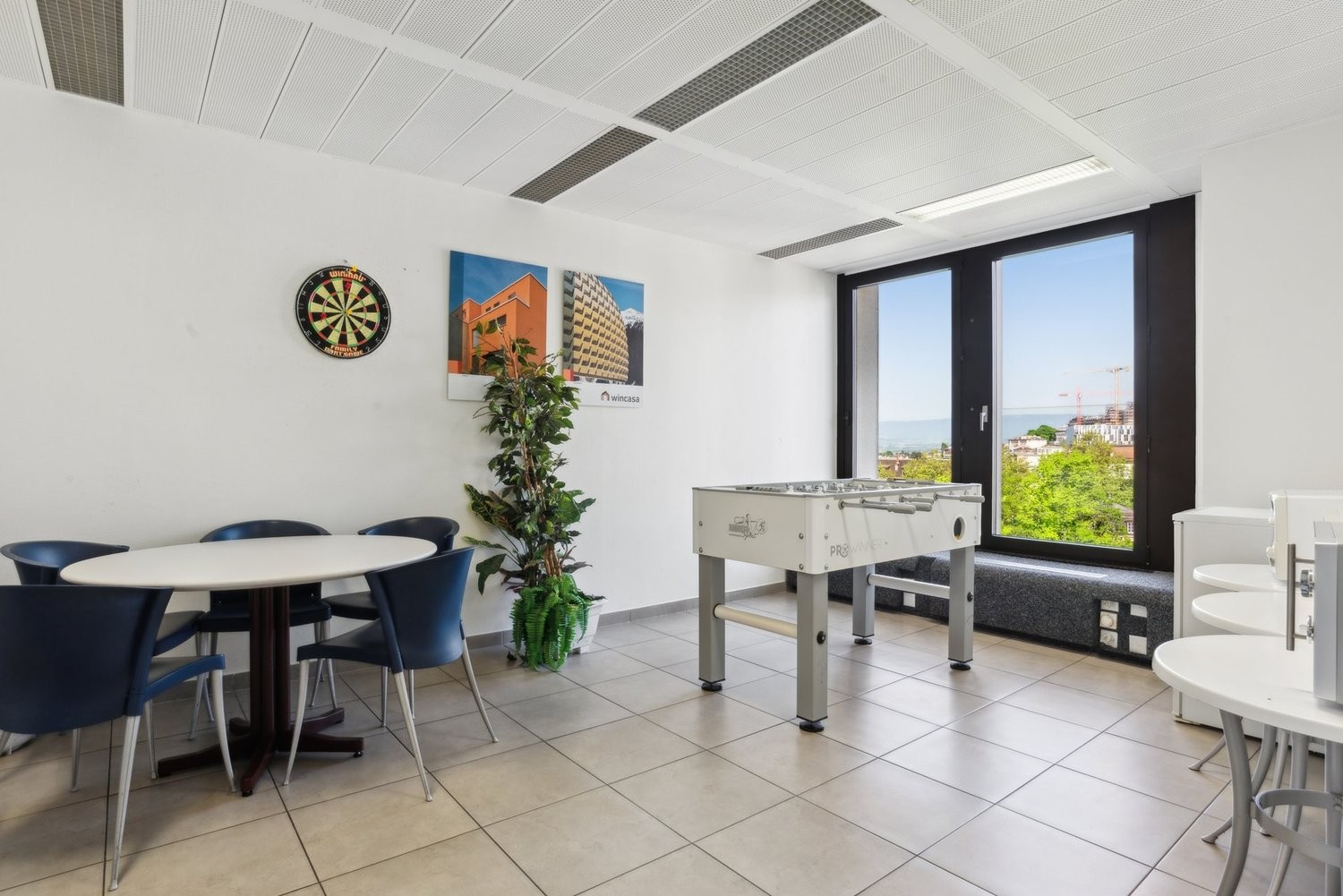 690m² Büro