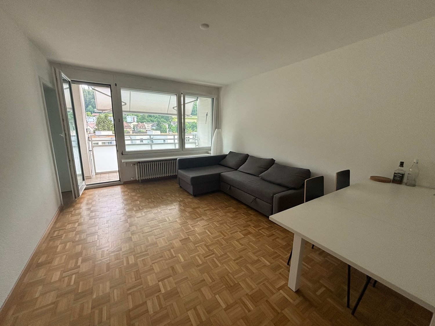 Zimmer in einer Wohngemeinschaft, Foto 3 von 3