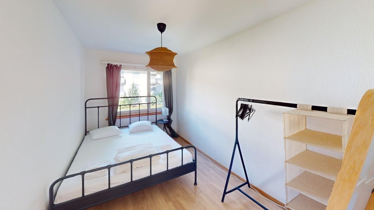 Room in a shared flat, Foto 3 von 3