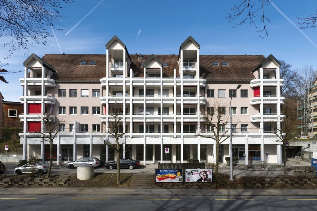 66m² office