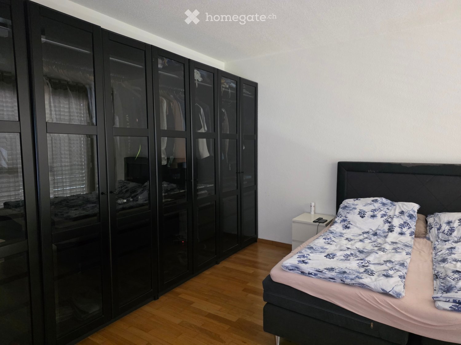 5 rooms apartment