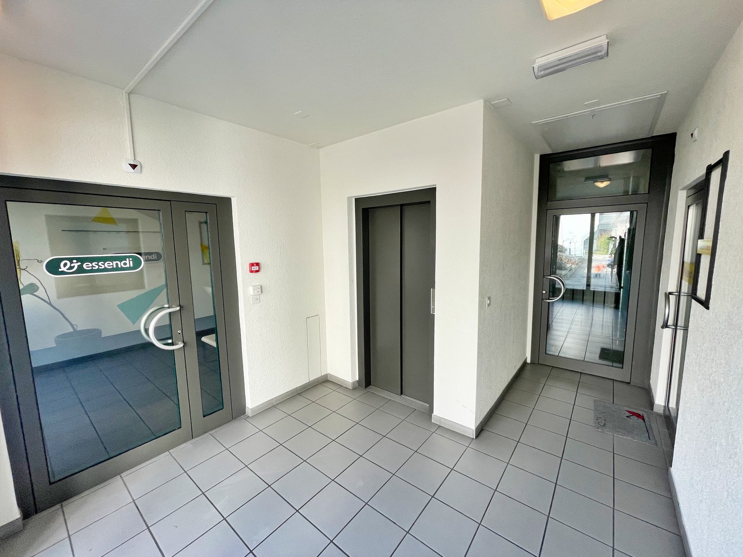 230m² Verkaufsfläche, Foto 1 von 10