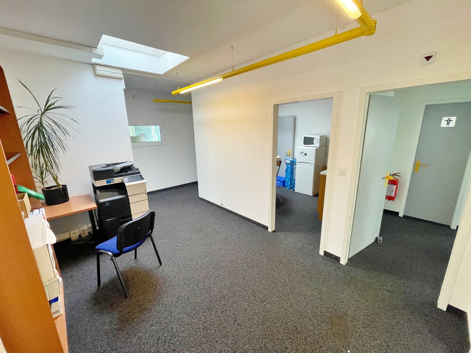 230m² Verkaufsfläche, Foto 3 von 10