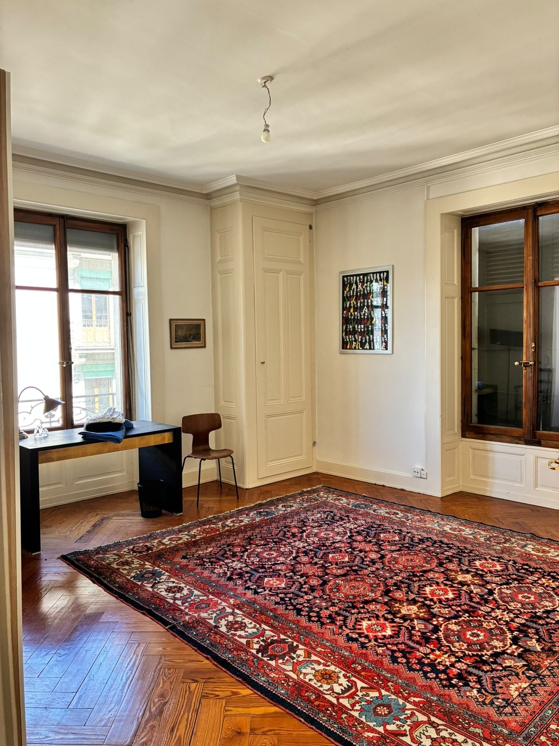 5 rooms apartment
