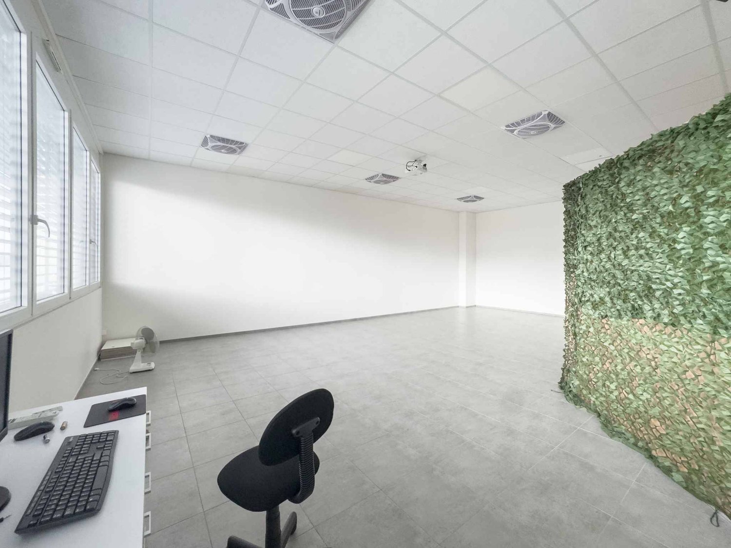125m² Büro, Foto 1 von 8