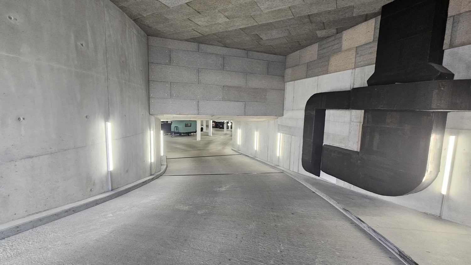 Underground slot, Foto 2 von 2