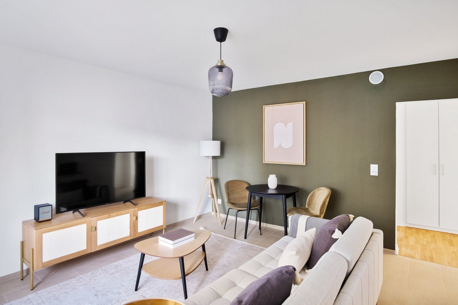 2 ½ rooms furnished flat