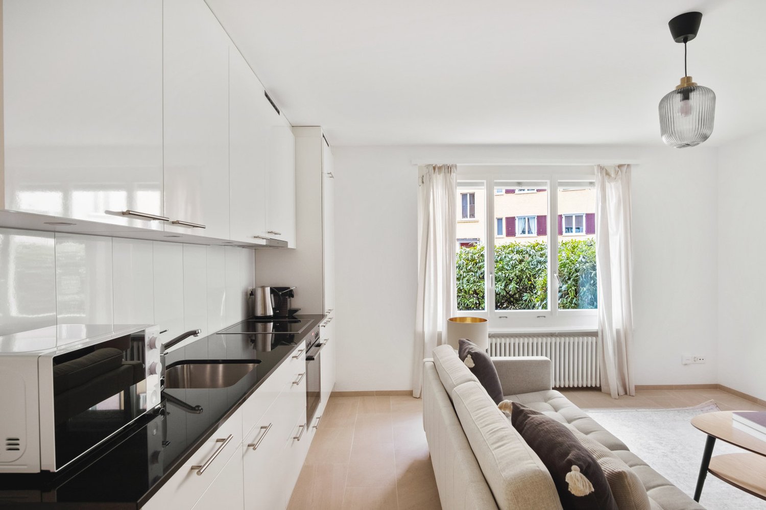 2 ½ rooms furnished flat