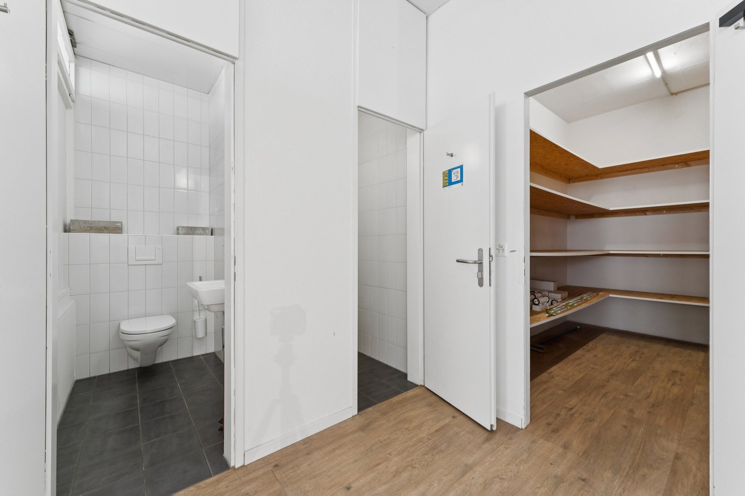 Commerce de 325m²