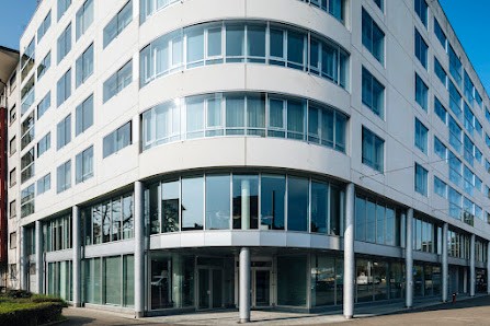 6 rooms apartment