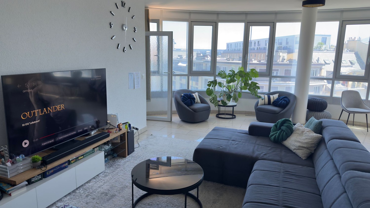 6 rooms apartment