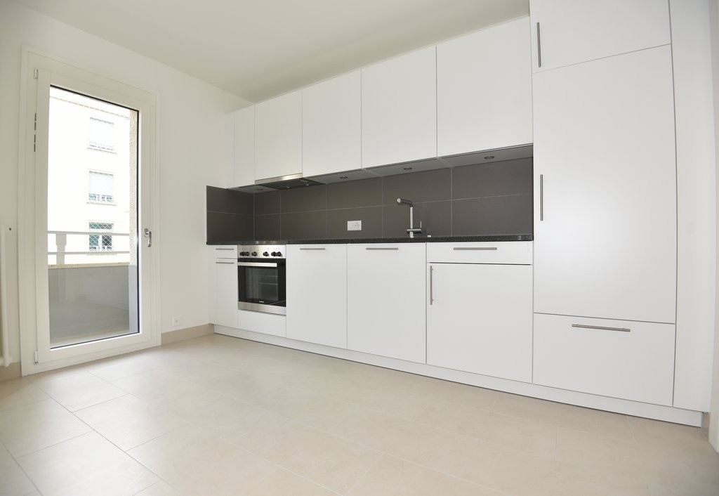 6 rooms apartment (4)