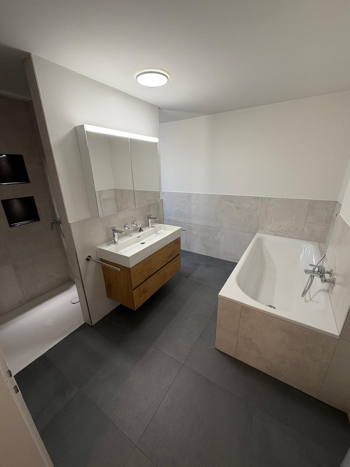 7 rooms apartment