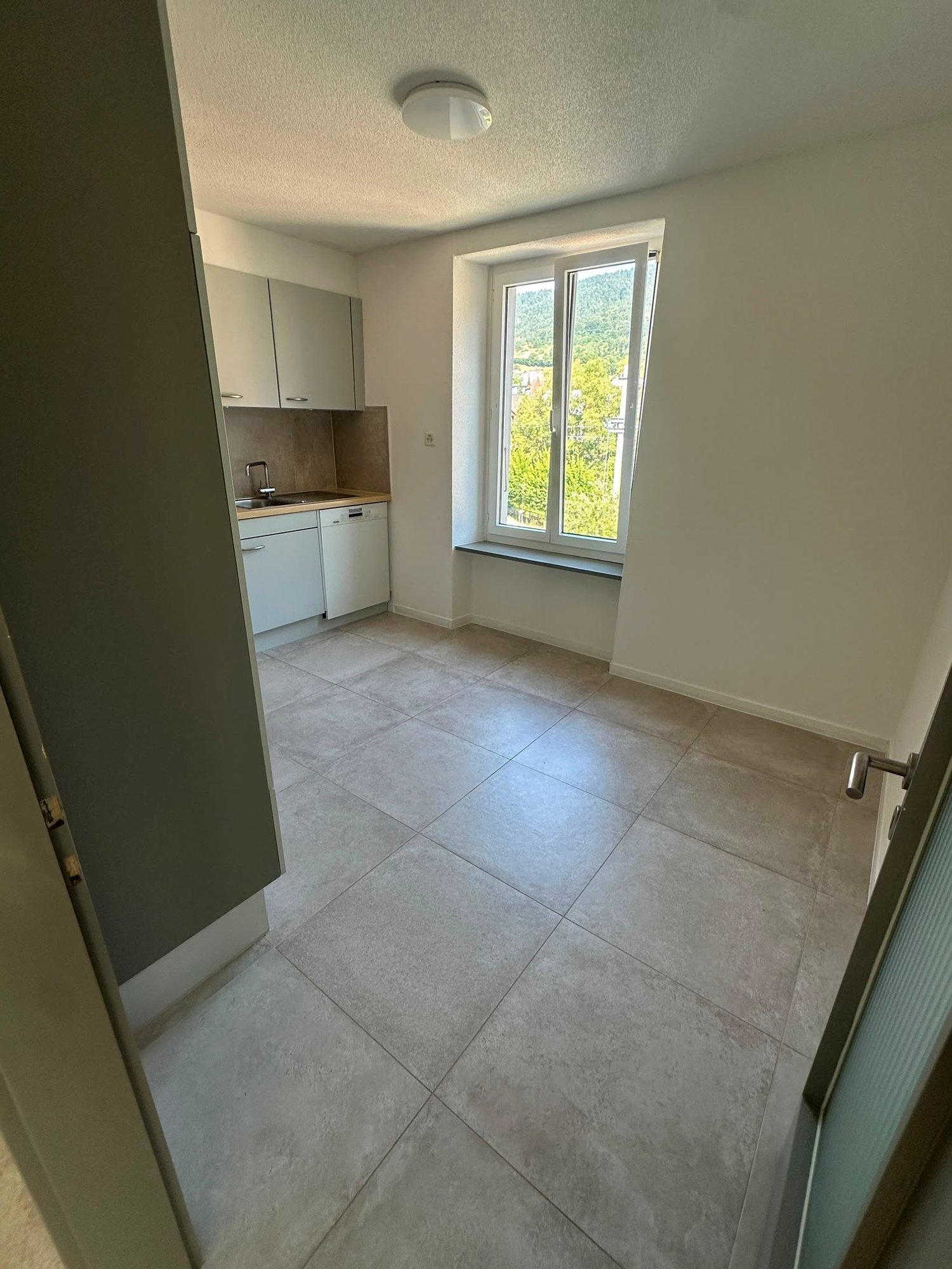 3 ½ Zimmer Wohnung, Foto 4 von 10