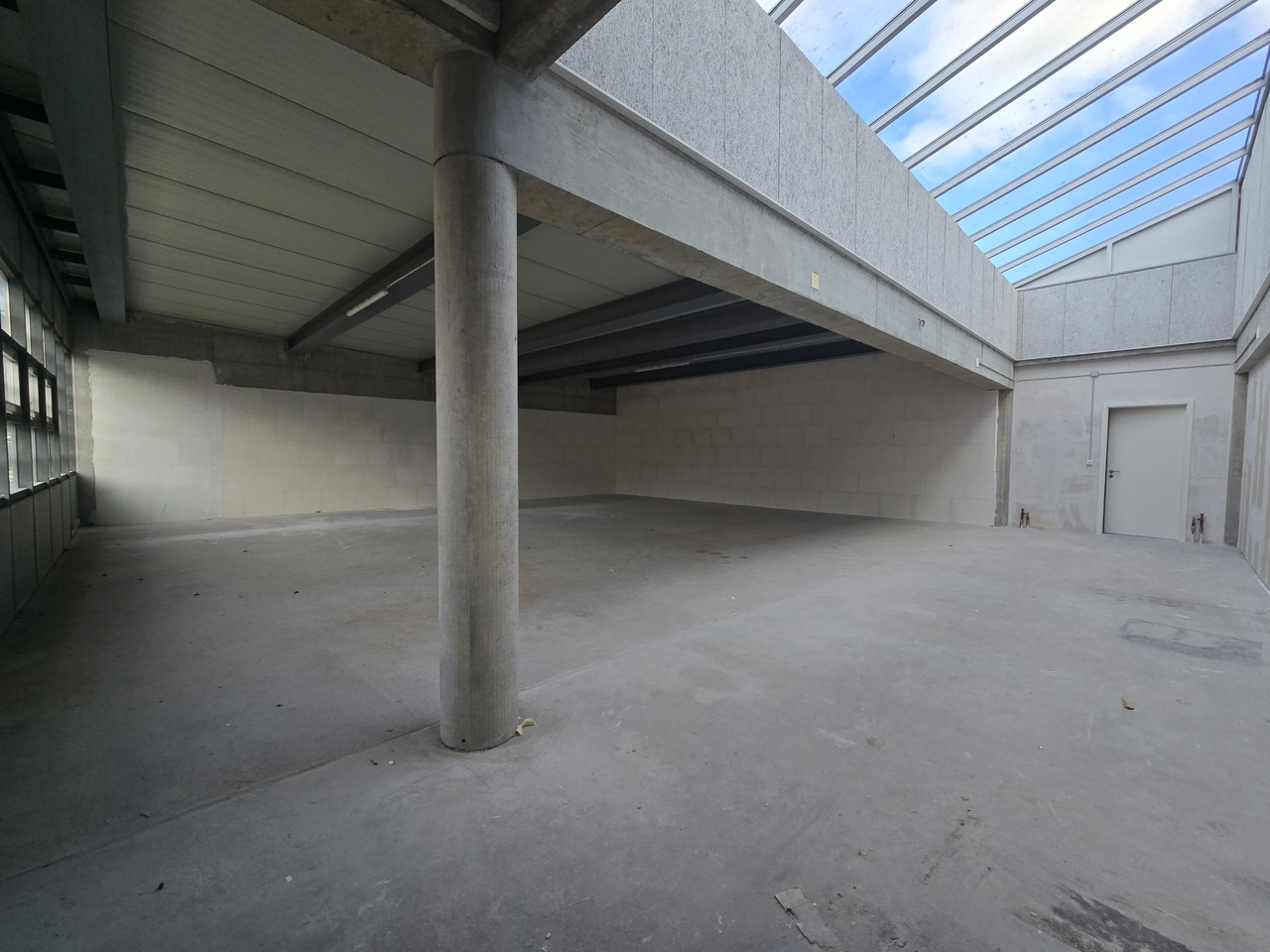 Atelier di 158m²