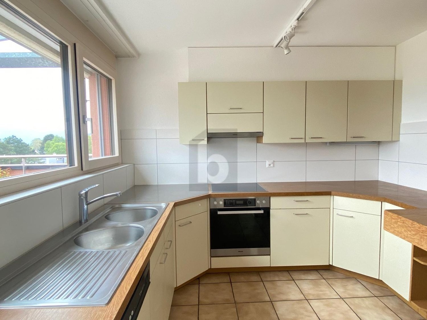 4 ½ Zimmer Attikawohnung, Foto 3 von 4