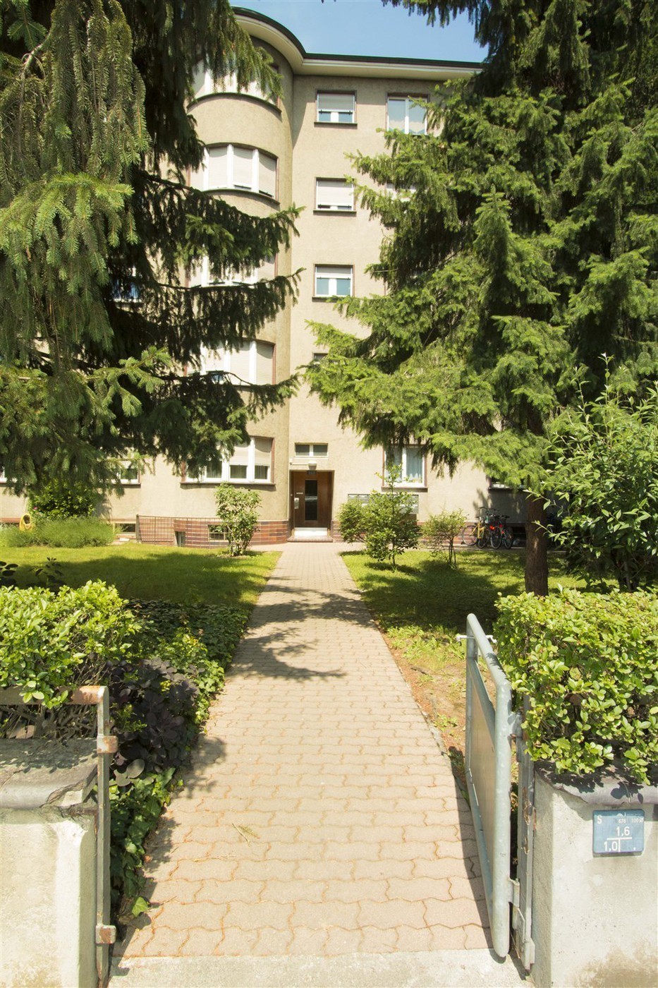 1 room apartment