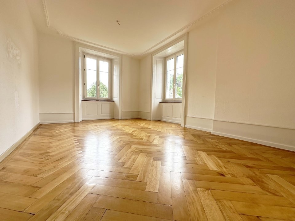 5 rooms apartment