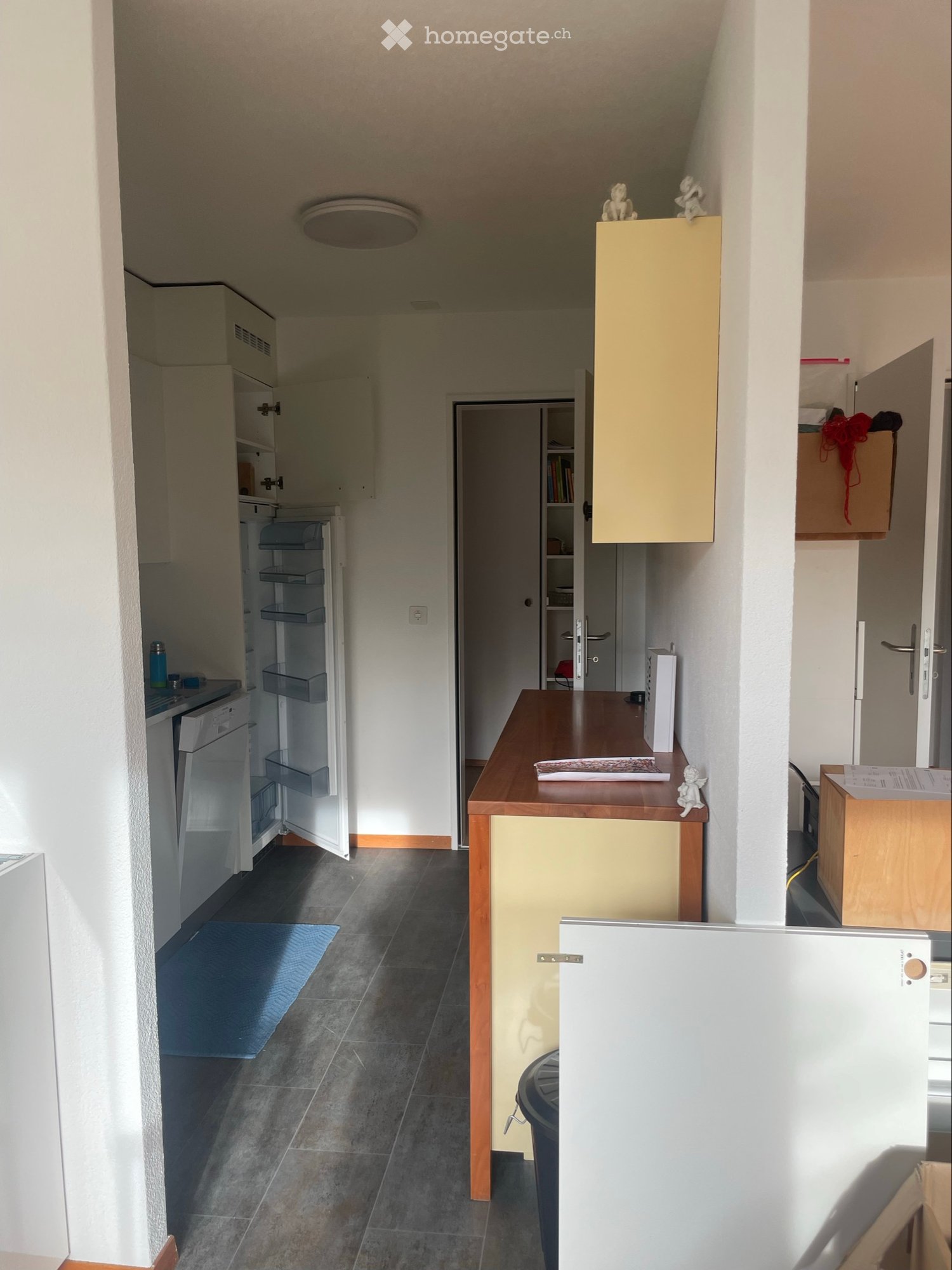 1 room single room