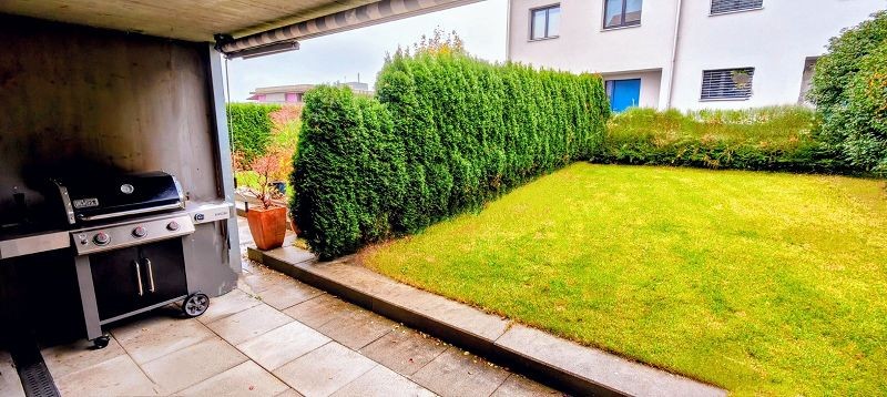 WG-Zimmer für über 40-Jährige am Waldrand in Binz (Maur), teilweise mit Blick auf den Säntis
