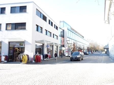 122m² office