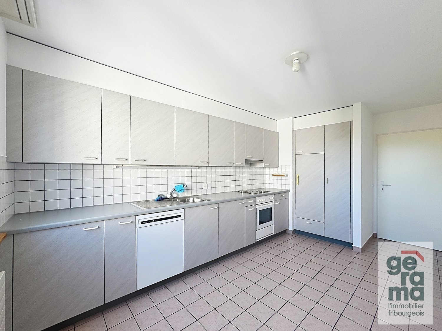 4 ½ Zimmer-Wohnung, Foto 1 von 9
