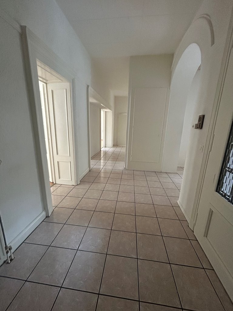5 ½ Zimmer-Wohnung, Foto 2 von 10