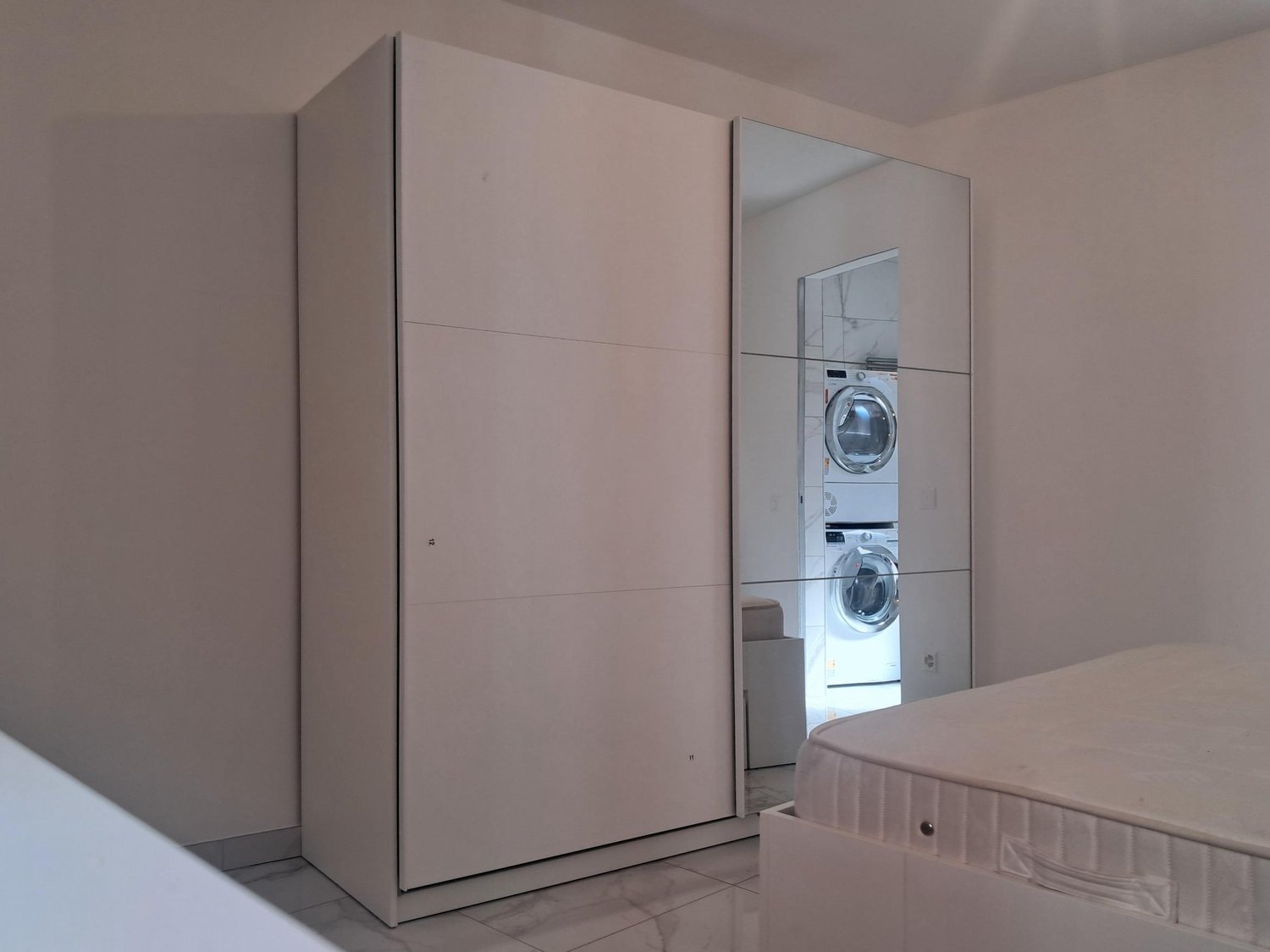 2 ½ rooms furnished flat