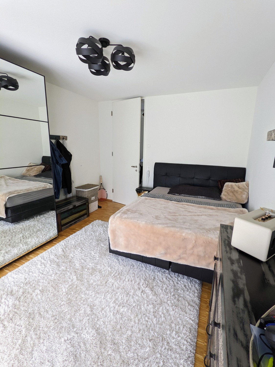 Chambre dans un appartement partagé