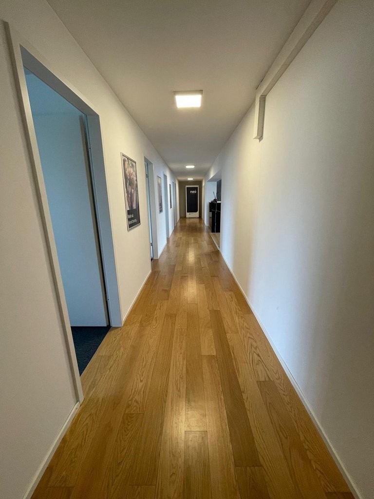157m² office, Foto 5 von 7