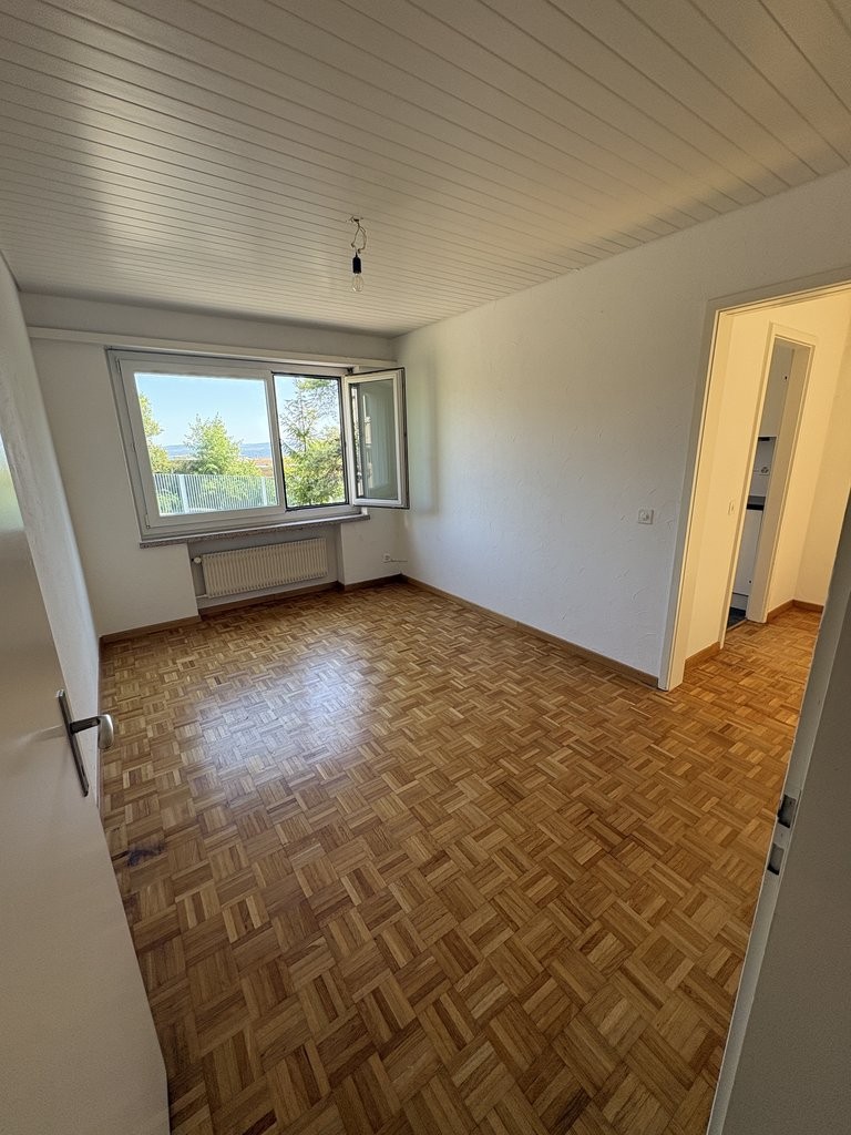 5 rooms apartment