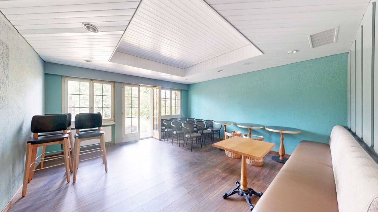 Living / commercial building, photo 10 of 10