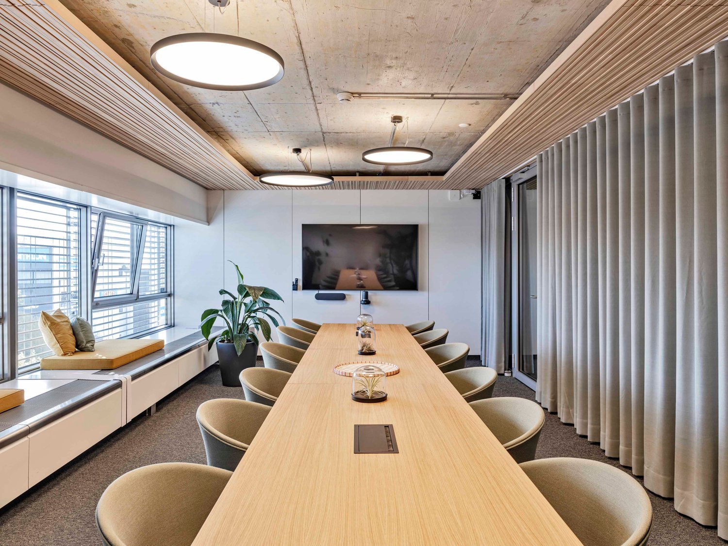 244m² office, Foto 6 von 10