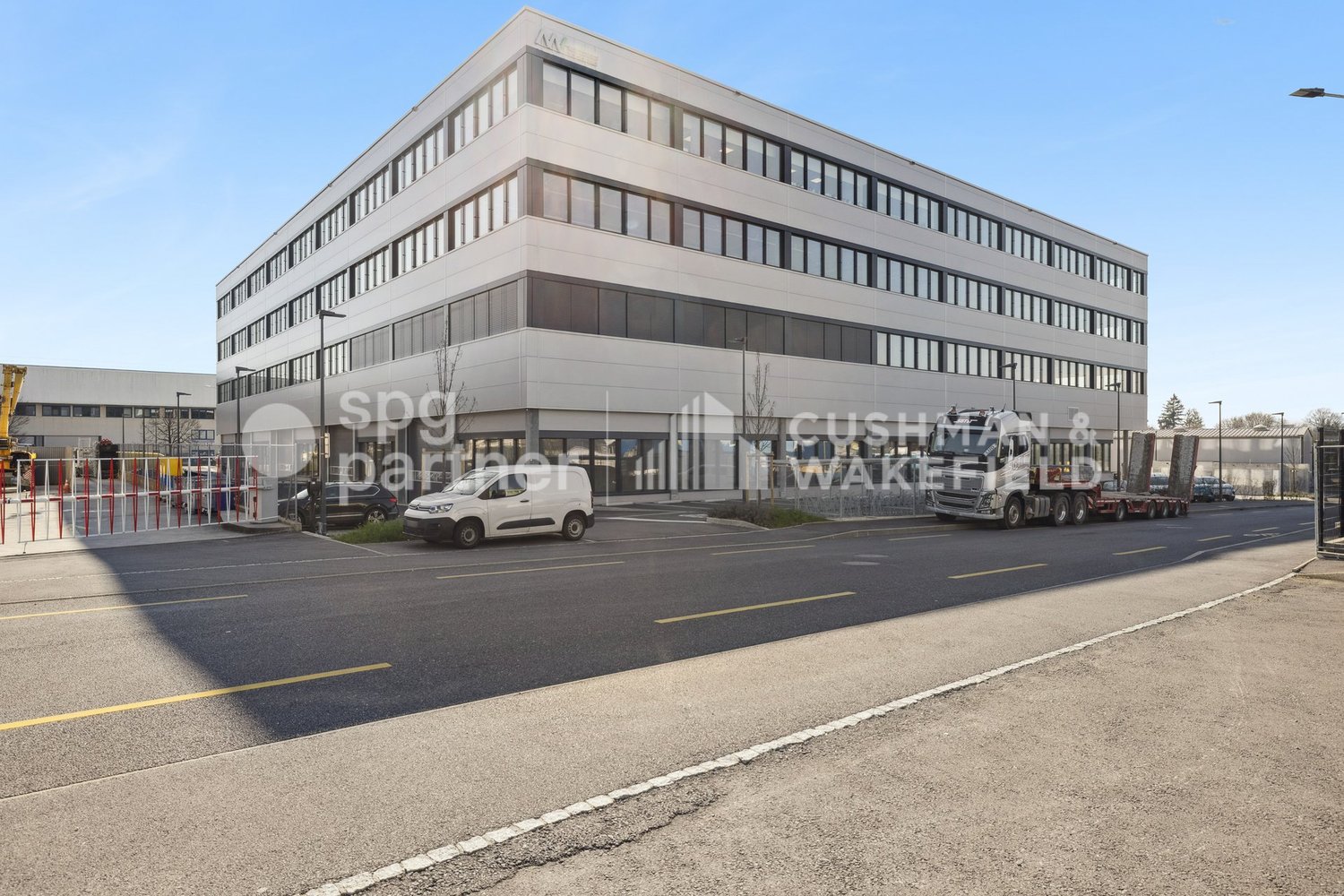 1500m² commercial