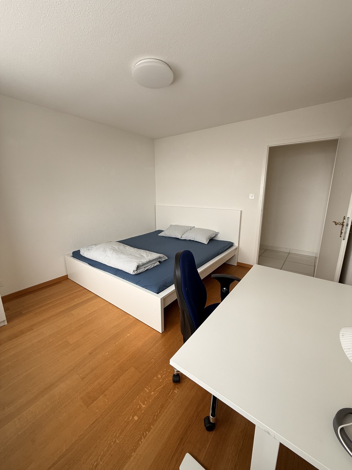 Room in a shared flat, Foto 1 von 10