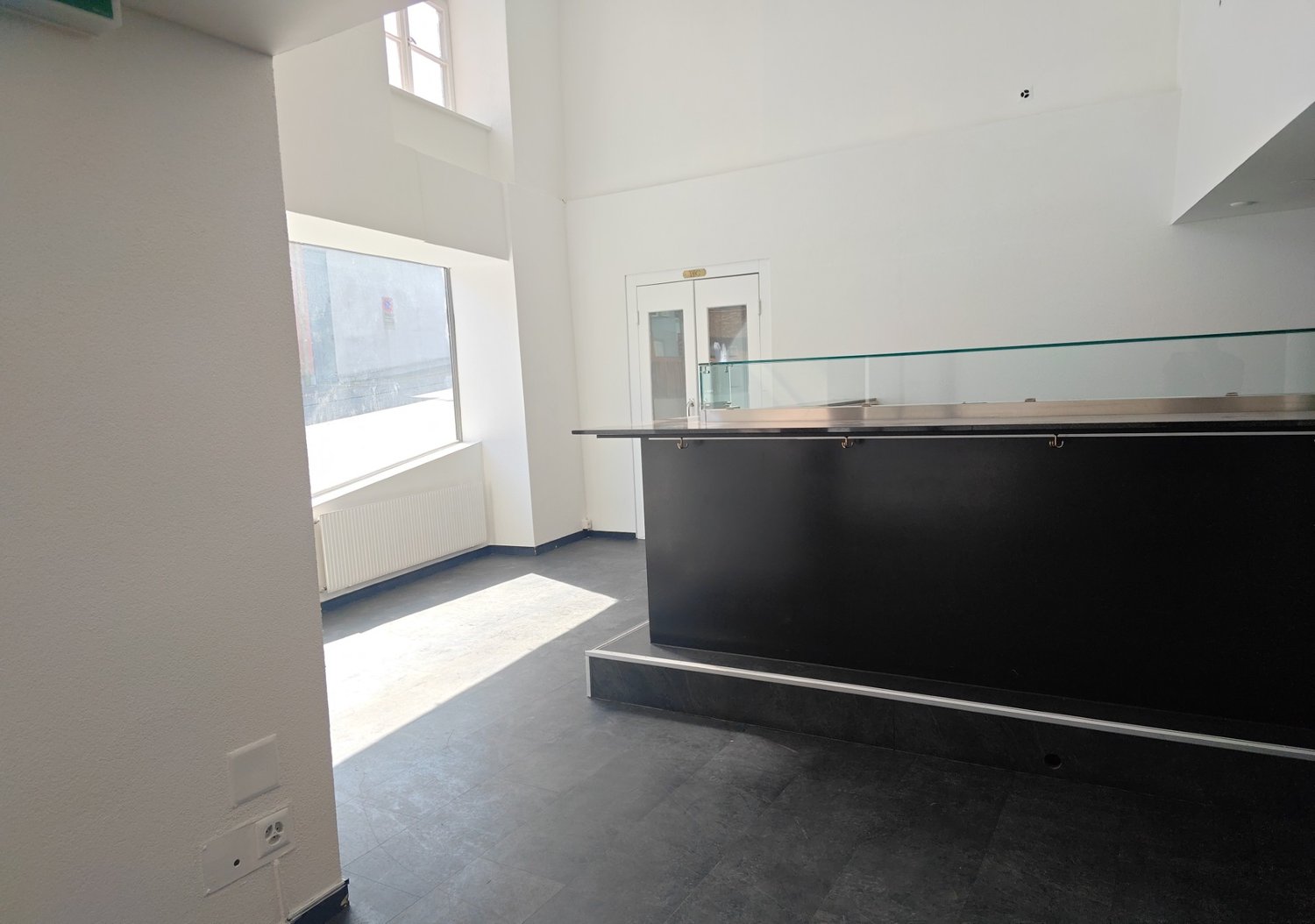 118m² department store, Foto 4 von 6