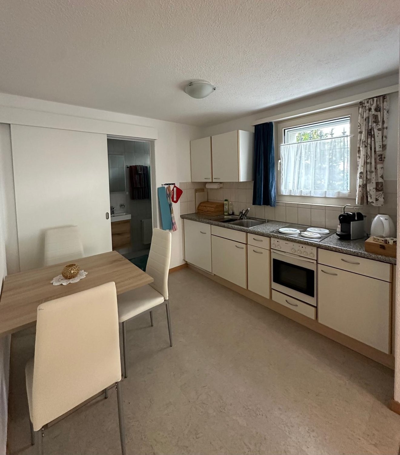 1 room furnished flat