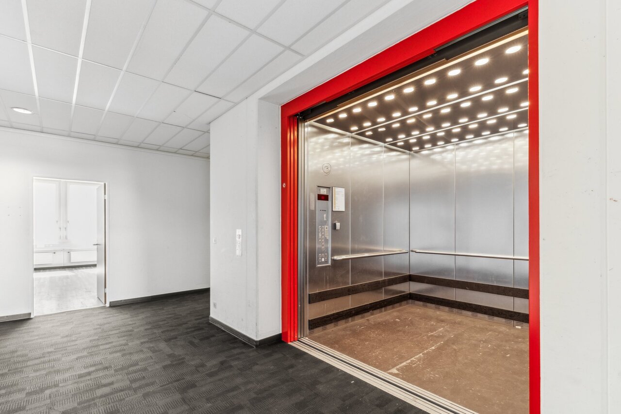 960m² ufficio