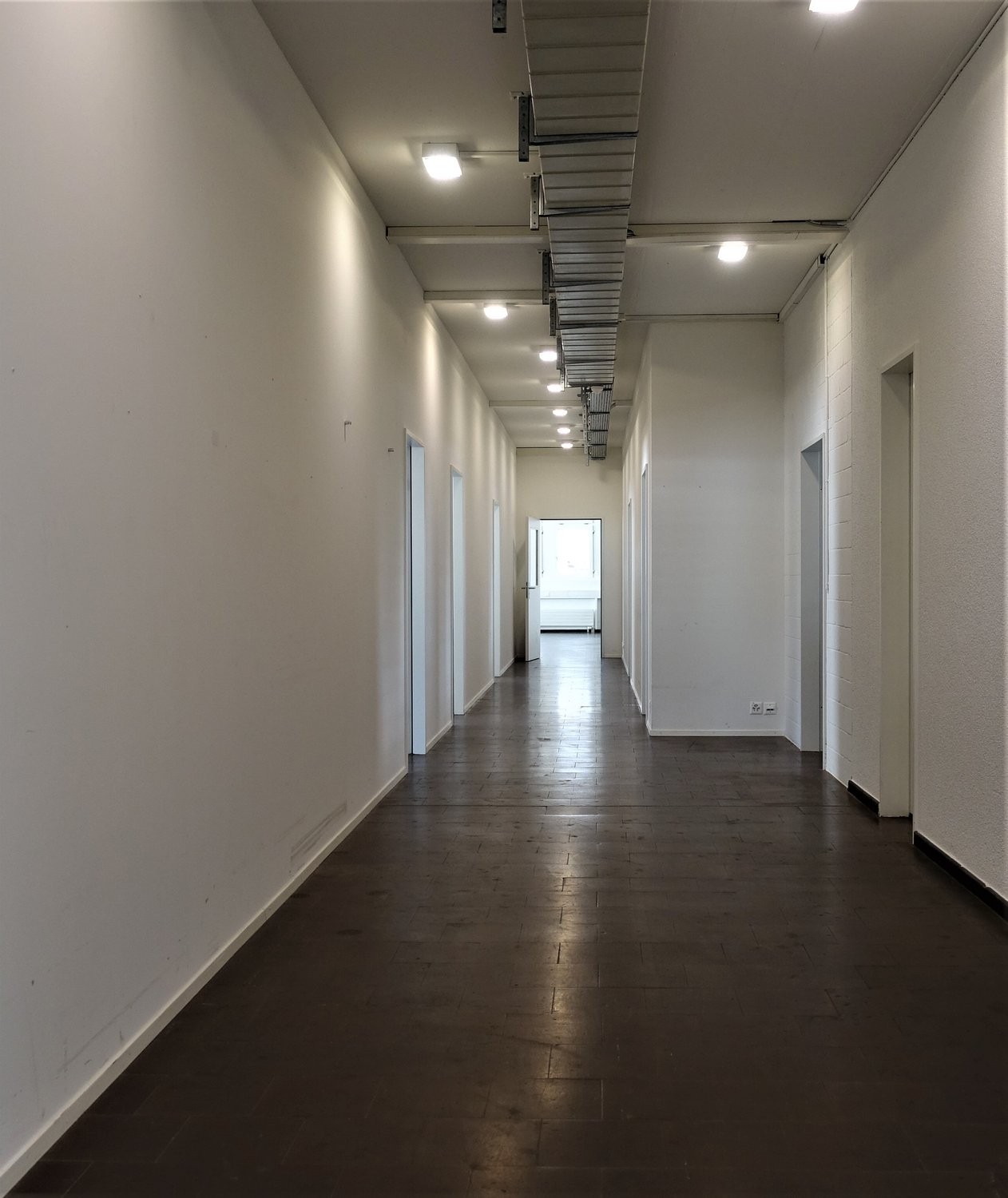 367m² office, Foto 3 von 10
