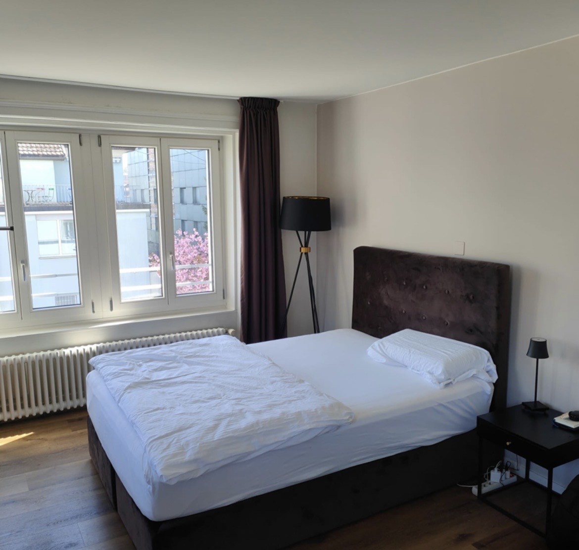 1 room apartment, Foto 2 von 8