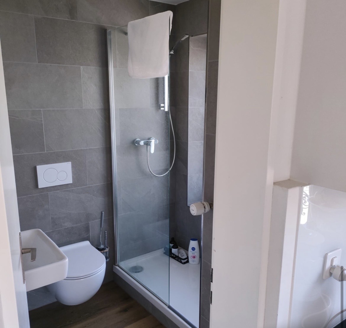 1 room apartment, Foto 5 von 8