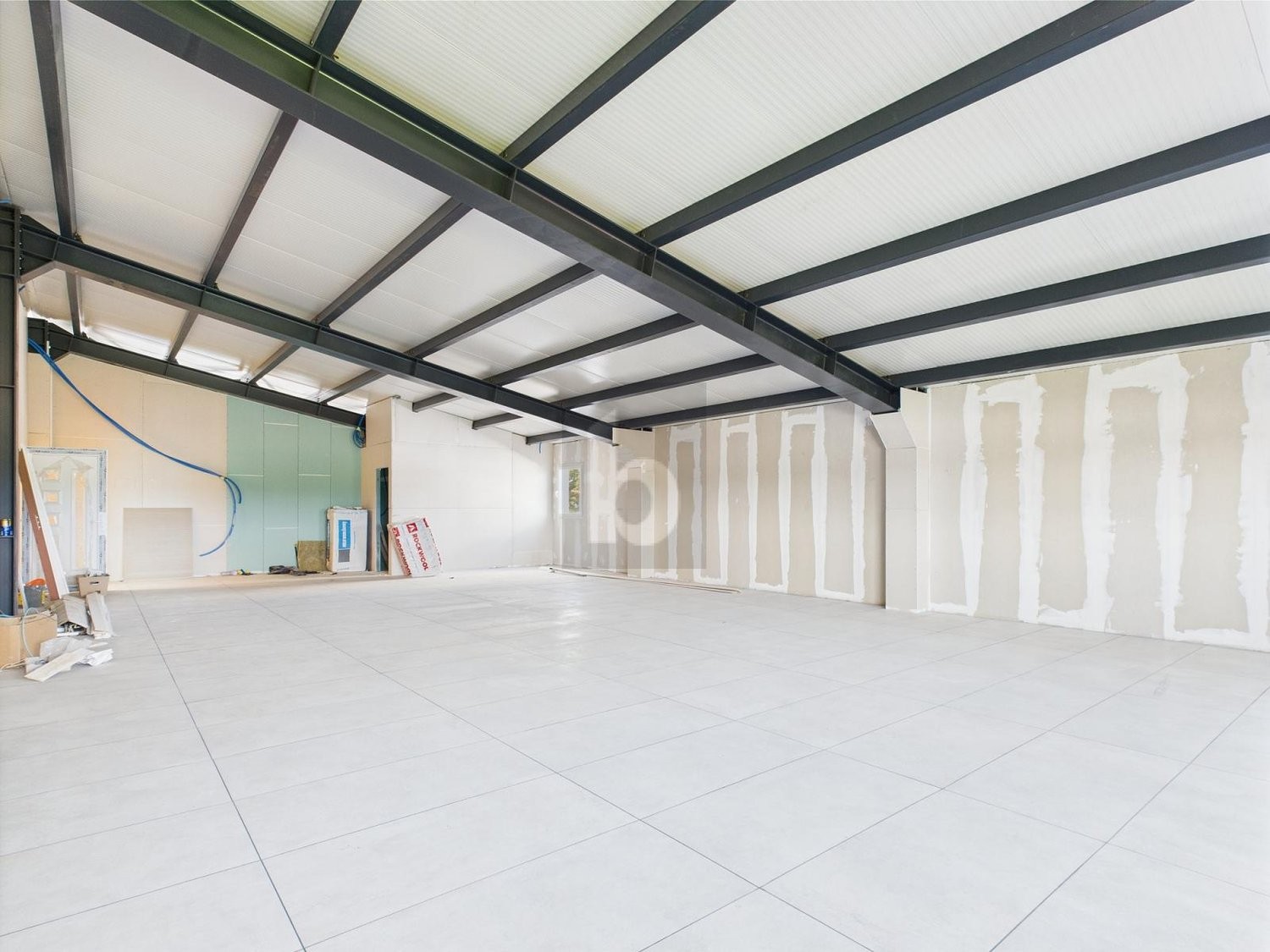 123m² bureau