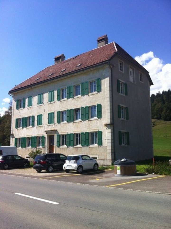 3 rooms apartment