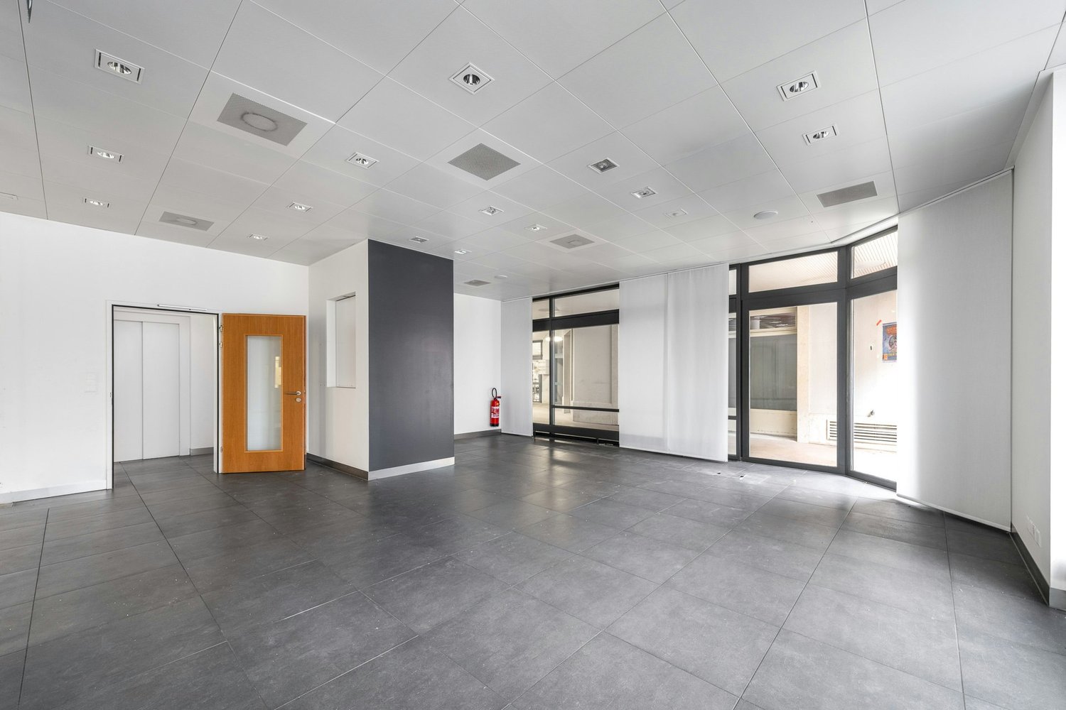 154m² commercial, Foto 5 von 10