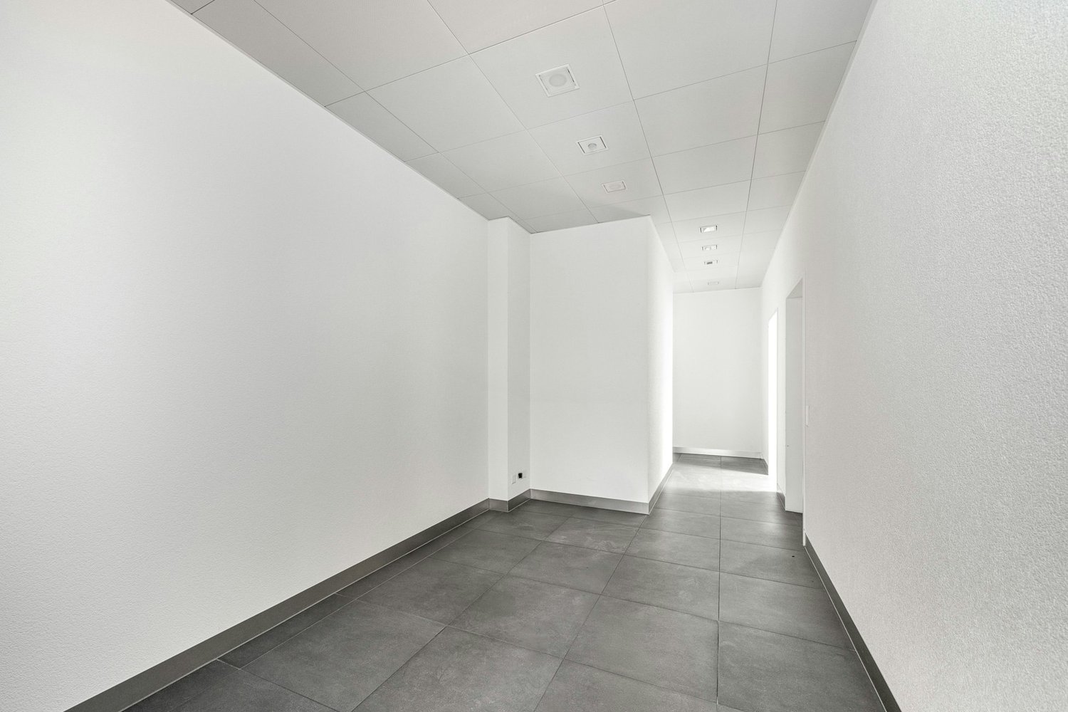 154m² commercial, Foto 8 von 10