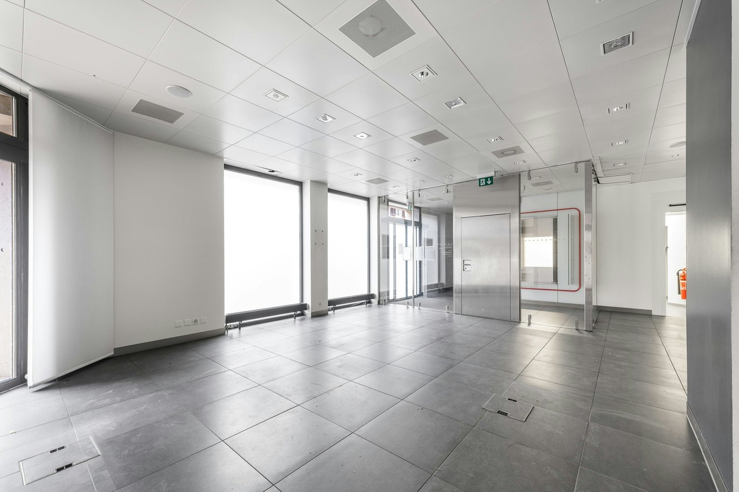 154m² commercial, Foto 2 von 10