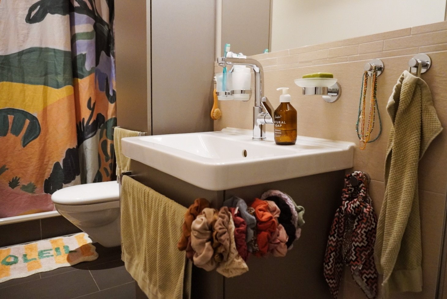 3-Zimmer-Wohnung möbliert