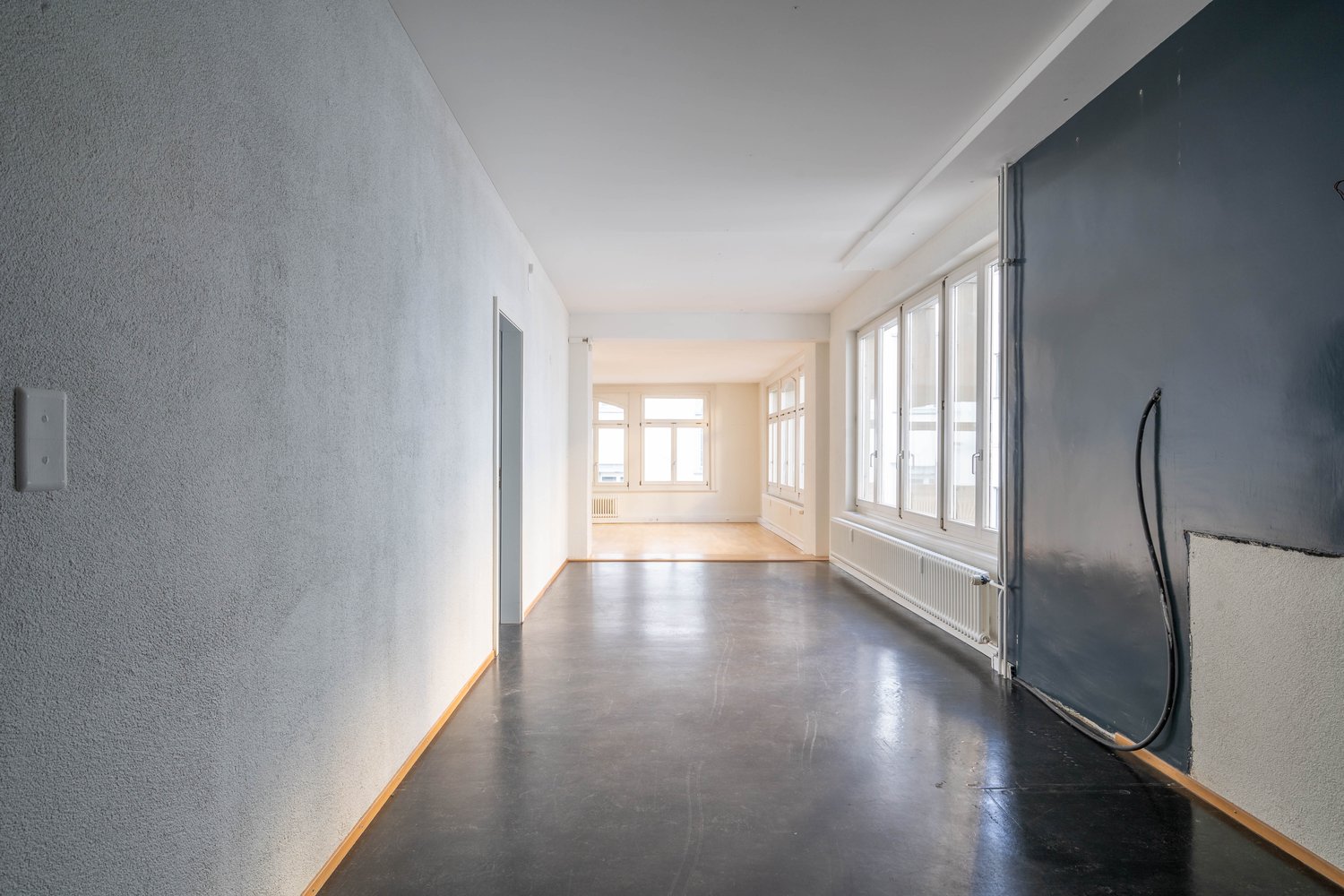 114m² office