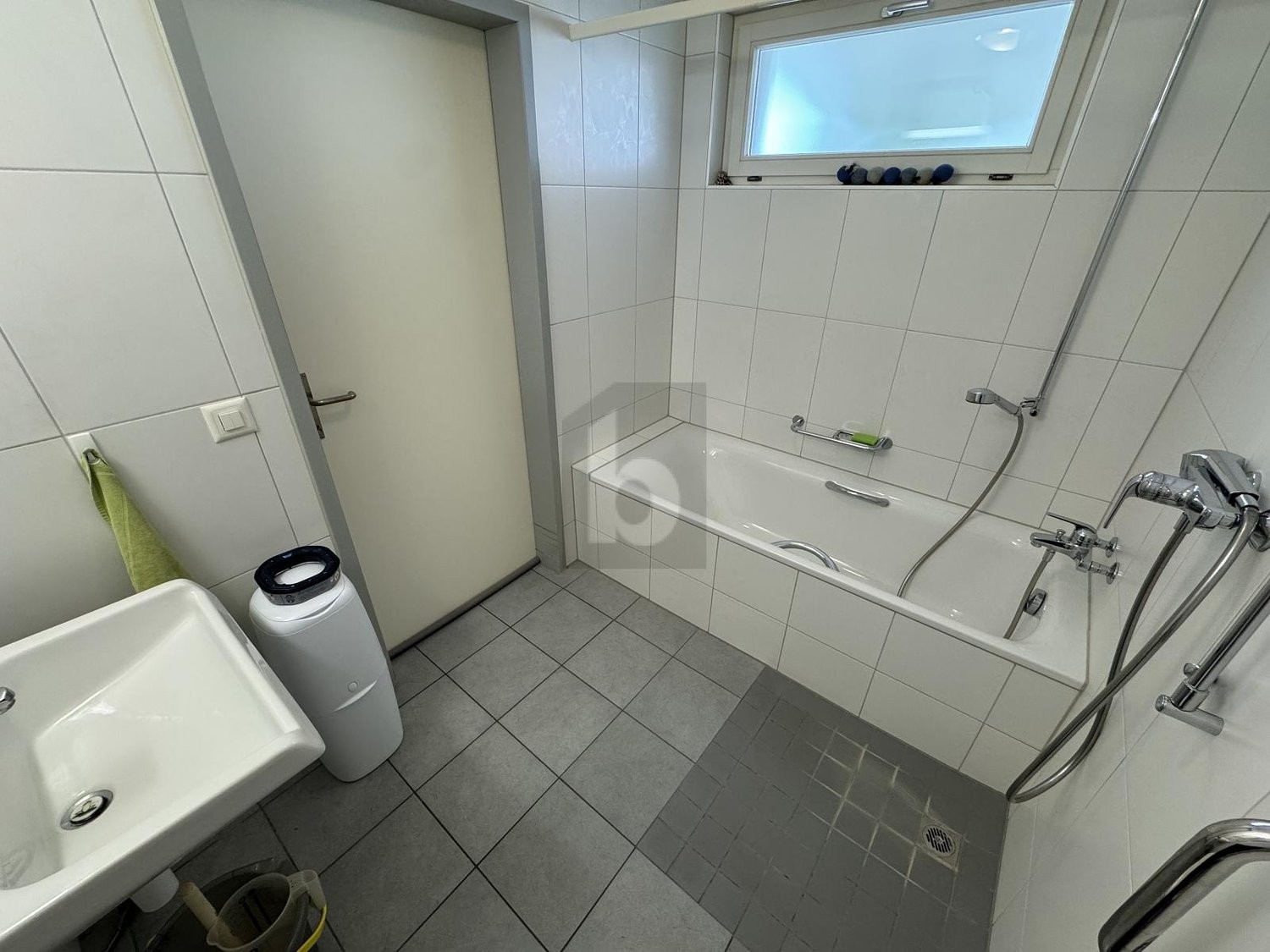 2 ½ rooms apartment, photo 3 of 3