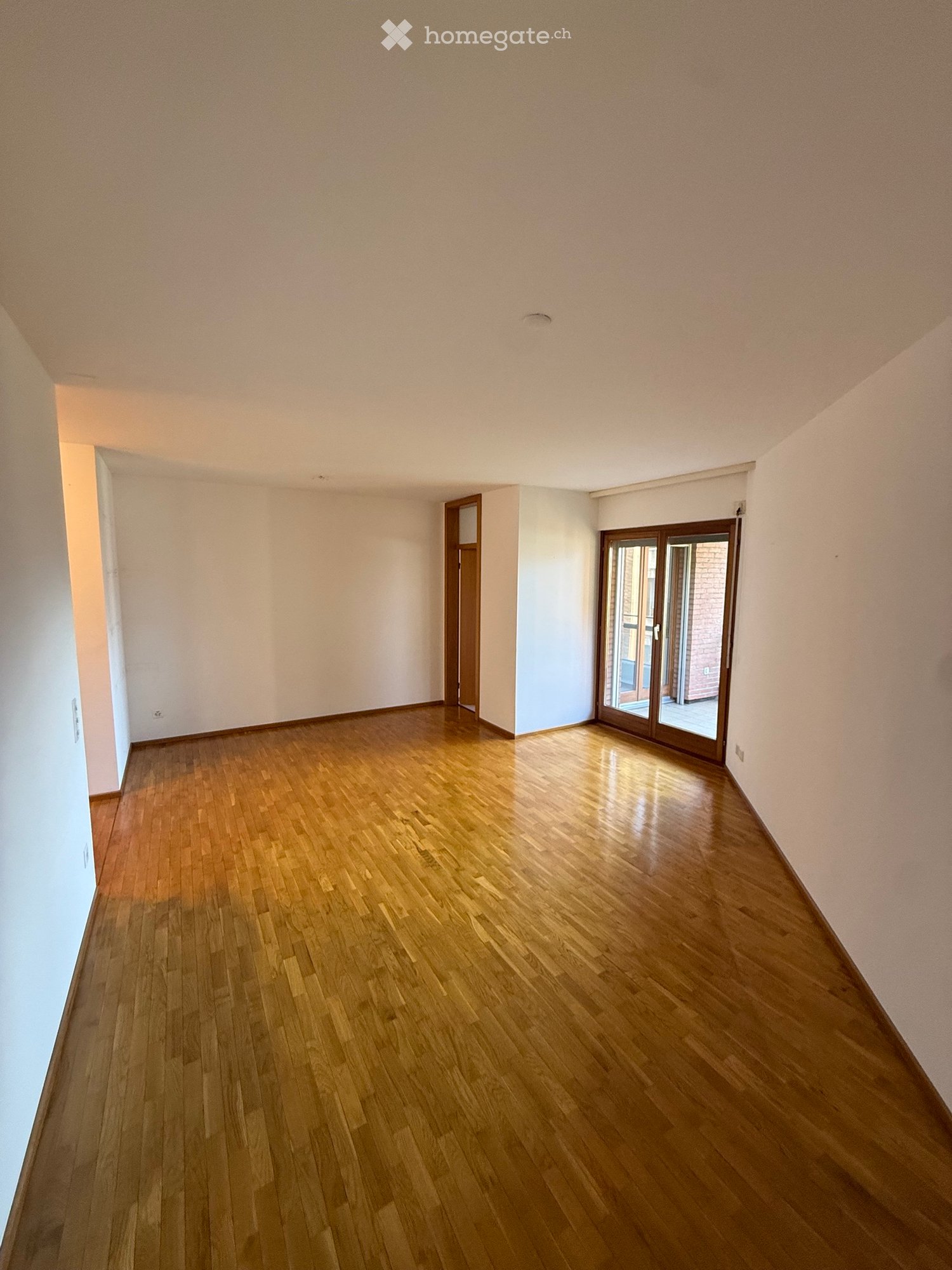 2-Zimmer-Wohnung

2.5 locali in affitto

1400 + 150 fr spese, Foto 2 von 5